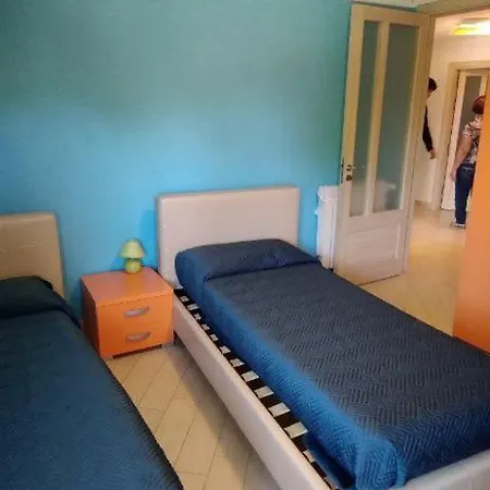 Casa Leone Apartment *